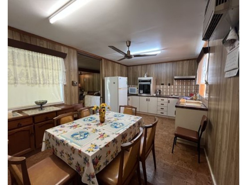 27 Evans Road, Bramston Beach QLD 4871