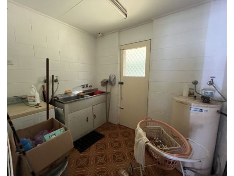 27 Evans Road, Bramston Beach QLD 4871