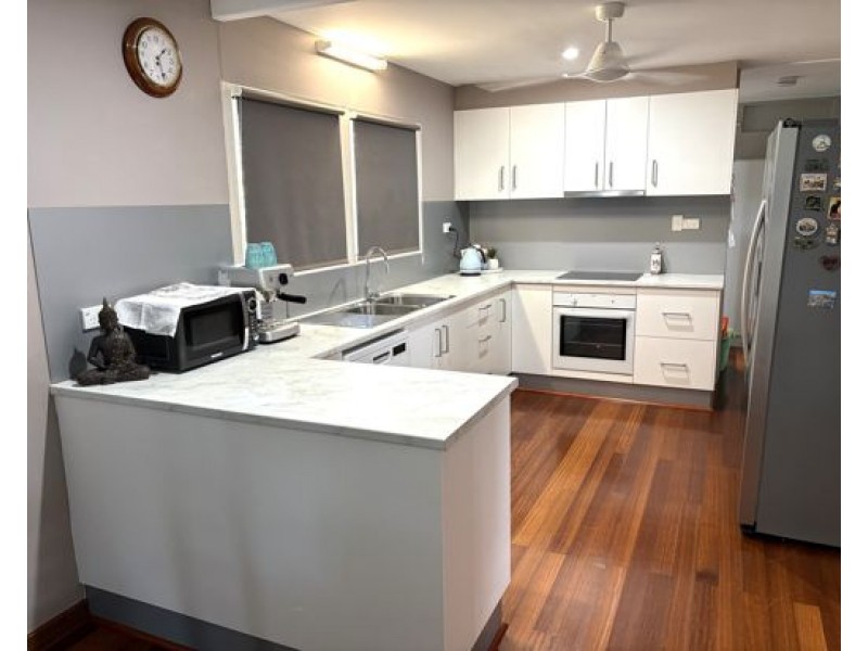 40 Bella Vista Avenue, Belvedere QLD 4860