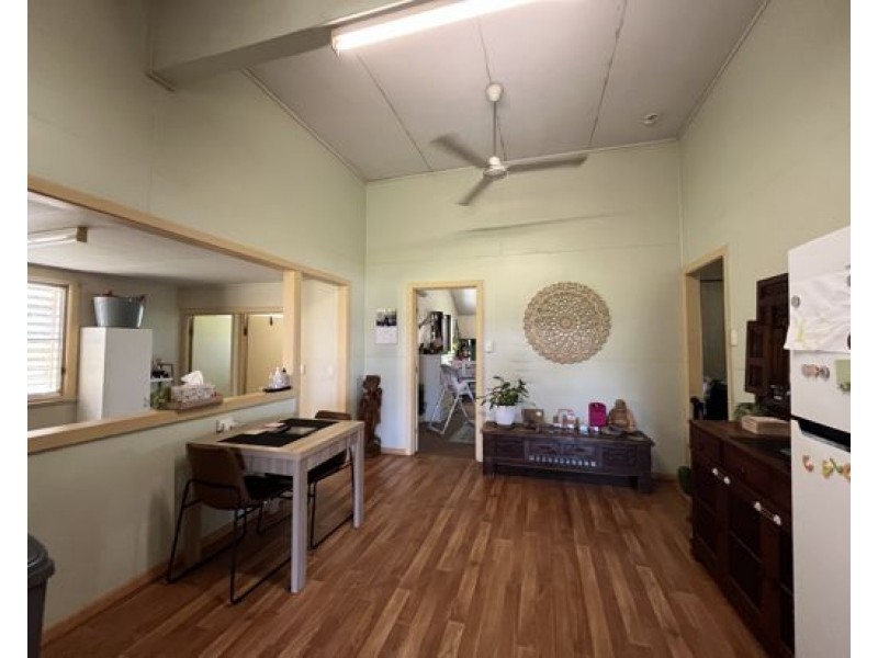 79 McAvoy Street, Daradgee QLD 4860