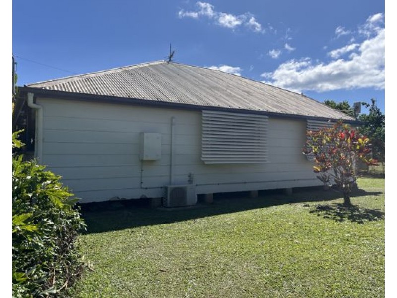 79 McAvoy Street, Daradgee QLD 4860