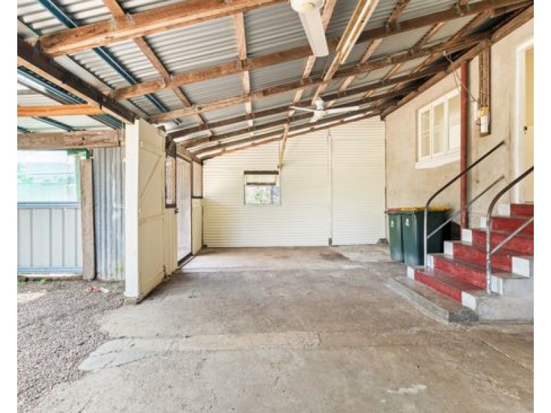 15 Weaver St, Babinda QLD 4861
