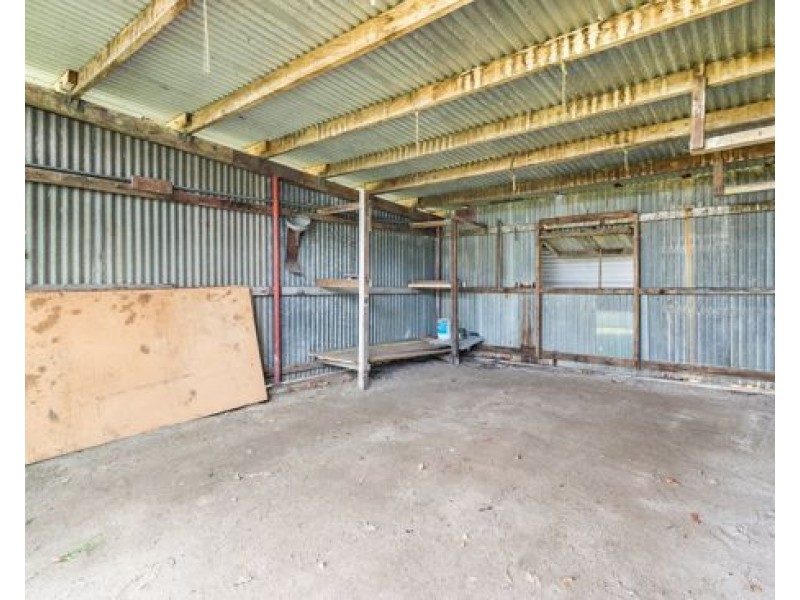 15 Weaver St, Babinda QLD 4861