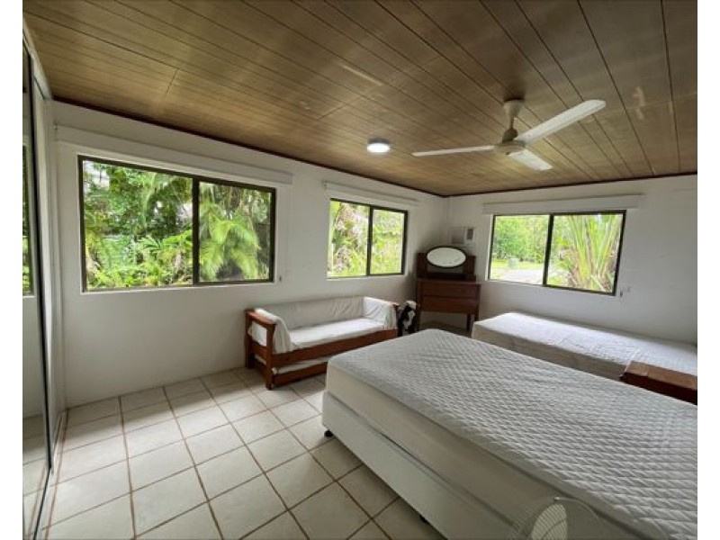 4 Paperbark Street, Bramston Beach QLD 4871