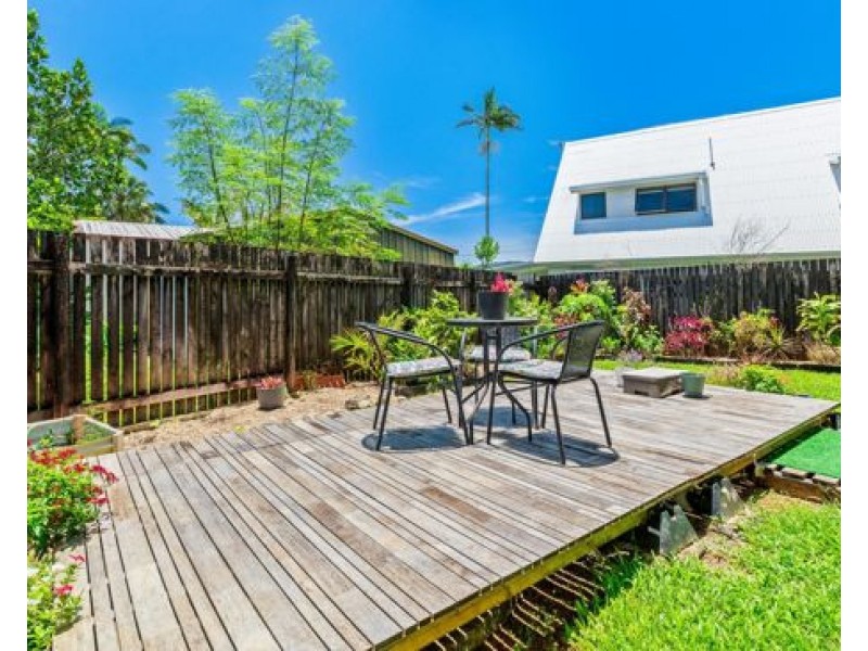 Unit 4 – 2 Bay Road, Coconuts QLD 4860