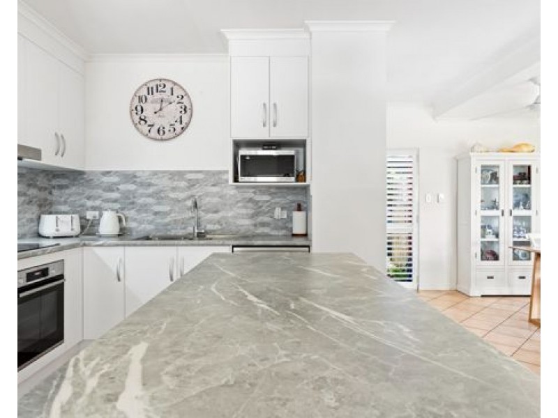 Unit 4 – 2 Bay Road, Coconuts QLD 4860