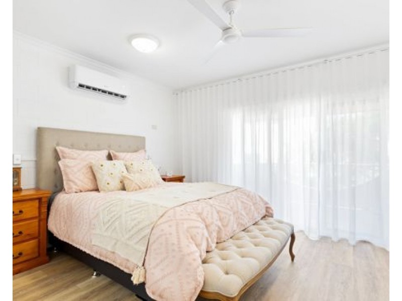 Unit 4 – 2 Bay Road, Coconuts QLD 4860