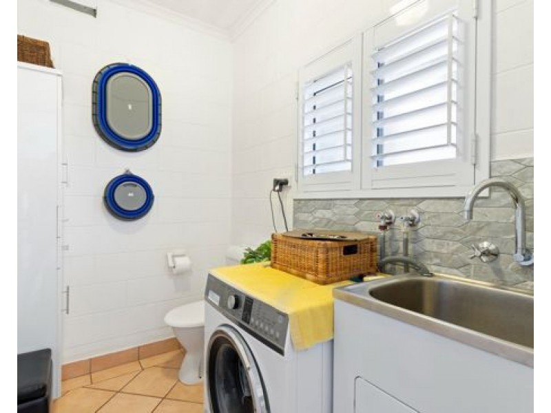 Unit 4 – 2 Bay Road, Coconuts QLD 4860