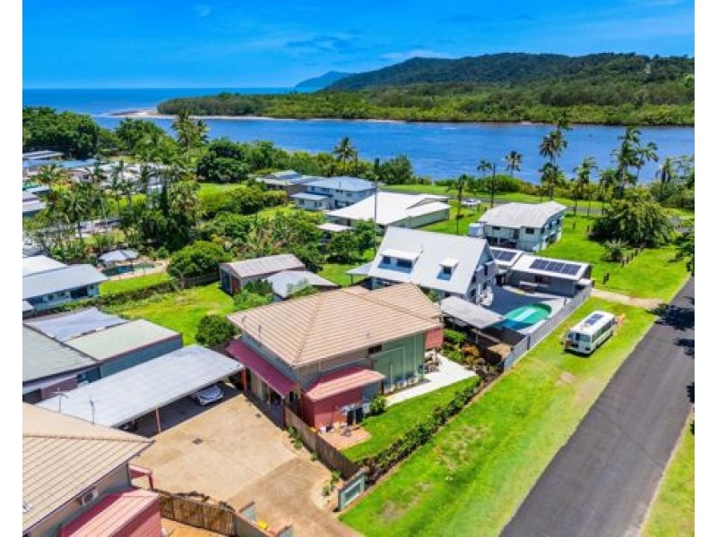 Unit 4 – 2 Bay Road, Coconuts QLD 4860