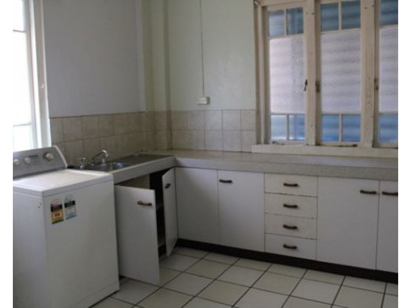 4/35 Grace Street, Innisfail QLD 4860