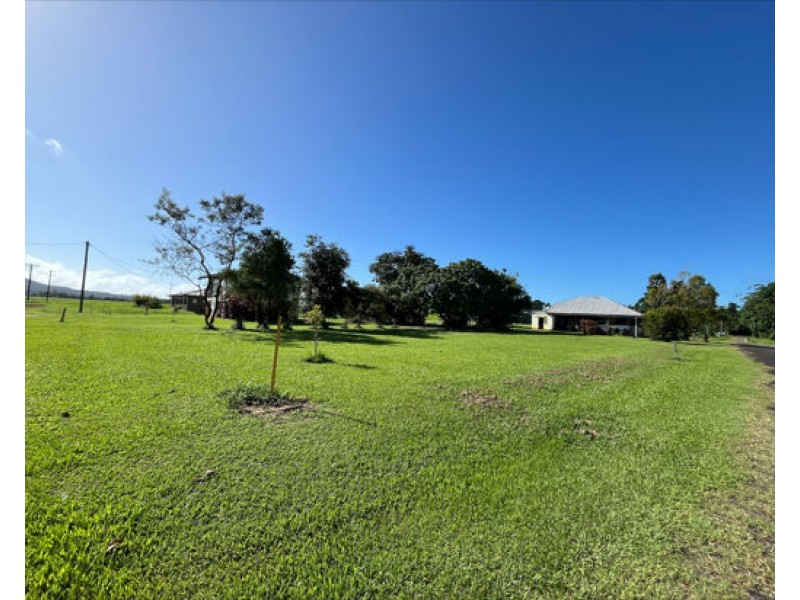 2 Allison Street, Daradgee QLD 4860