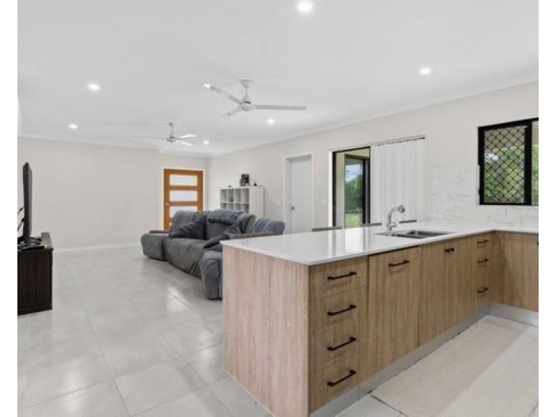 1601 Bramston Beach Road, Bramston Beach QLD 4871