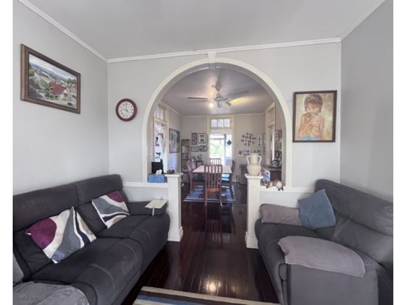 7 Palmerston Drive, Goondi Hill QLD 4860