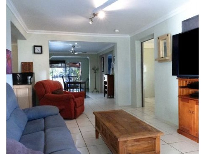 7 Palmerston Drive, Goondi Hill QLD 4860