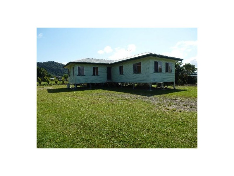 12 tom carr close, Babinda QLD 4861