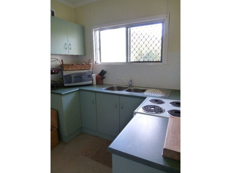 12 tom carr close, Babinda QLD 4861