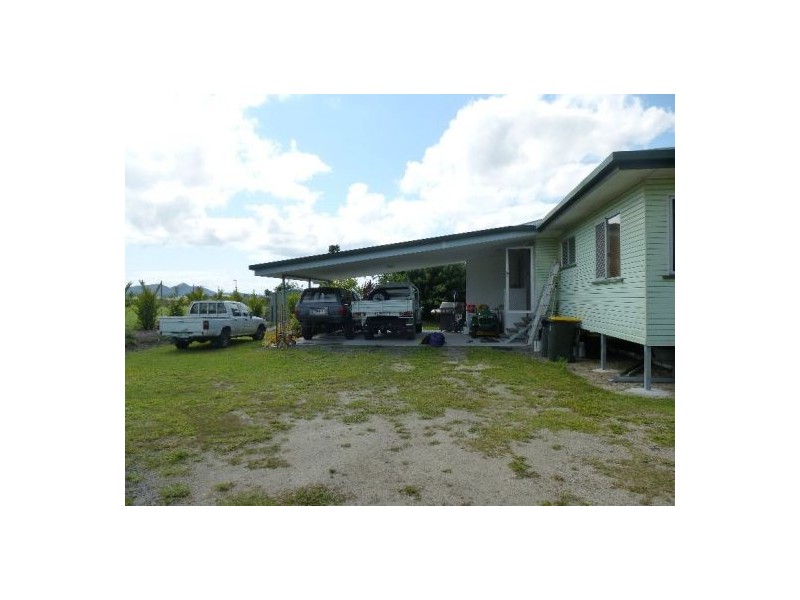 12 tom carr close, Babinda QLD 4861