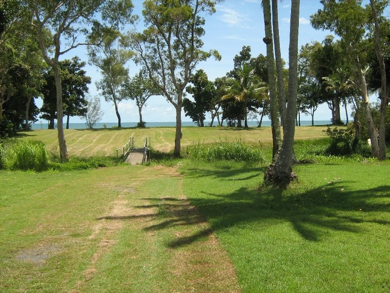 Bramston Beach QLD 4871