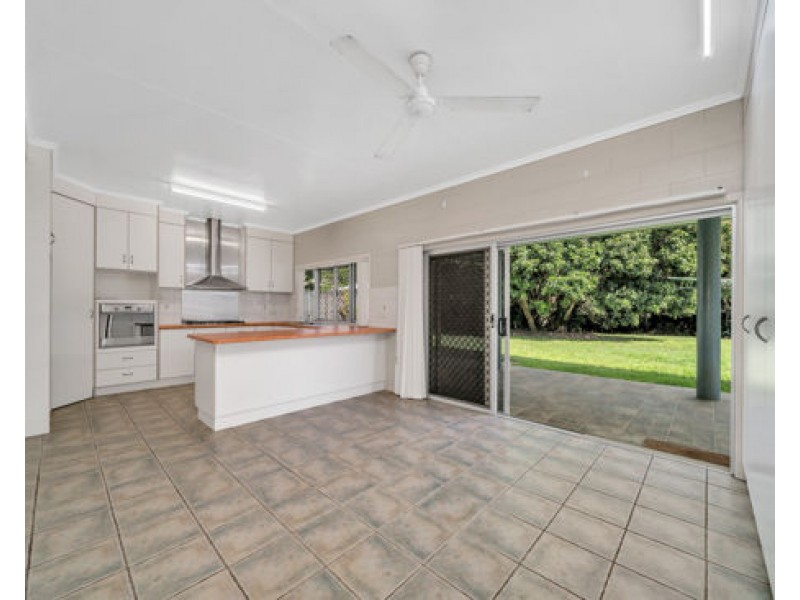 11 Evans Rd, Bramston Beach QLD 4871