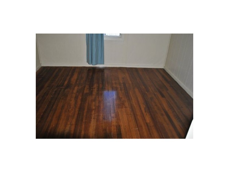 17 Middle Avenue, South Johnstone QLD 4859