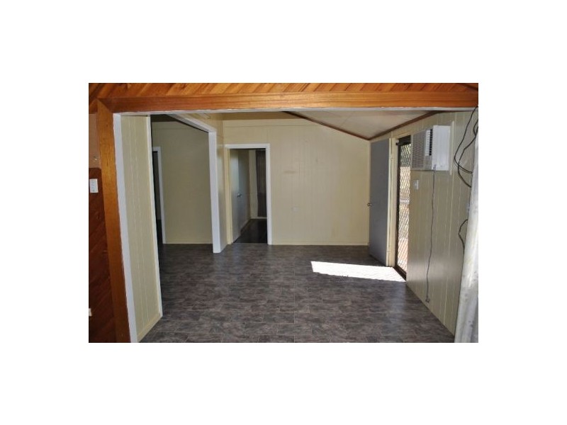 17 Middle Avenue, South Johnstone QLD 4859