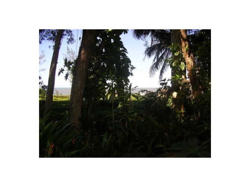 42 Evans Road, Bramston Beach QLD 4871