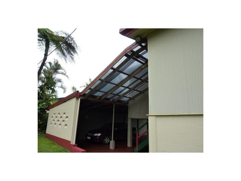 21 Middle Avenue, South Johnstone QLD 4859