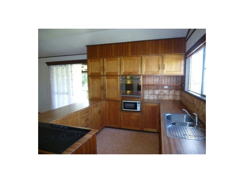 8 Weaver Street, Babinda QLD 4861