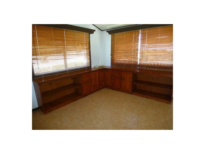 8 Weaver Street, Babinda QLD 4861