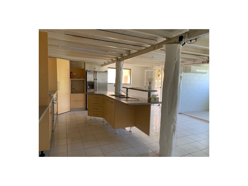 68927 Bruce Highway, Deeral QLD 4871