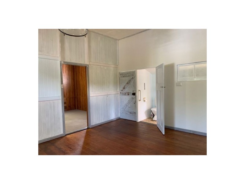 68927 Bruce Highway, Deeral QLD 4871