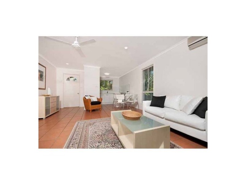 2/182 Broken Head Road, Suffolk Park NSW 2481