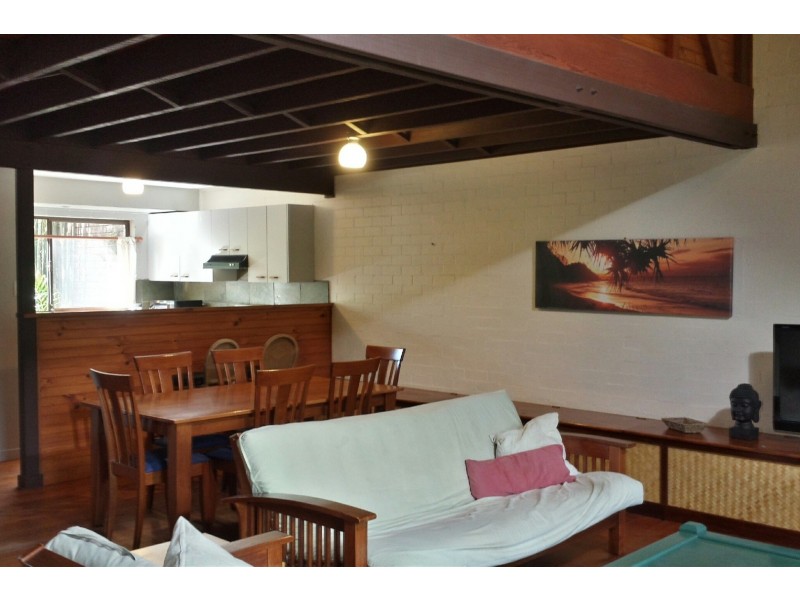 2/118 Bangalow Road, Byron Bay NSW 2481