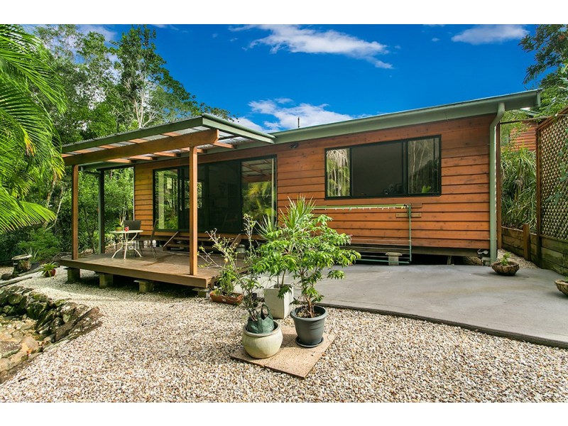 13 Rajah Road, Ocean Shores NSW 2483