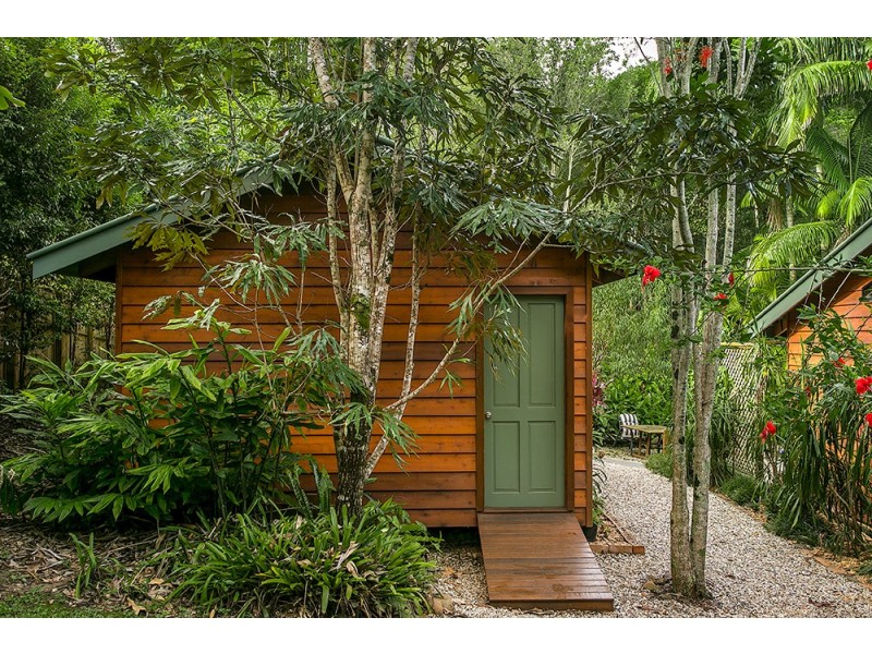 13 Rajah Road, Ocean Shores NSW 2483