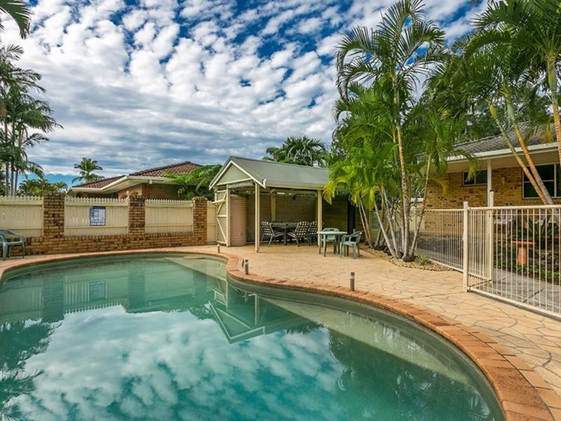 54 Balemo Drive, Ocean Shores NSW 2483