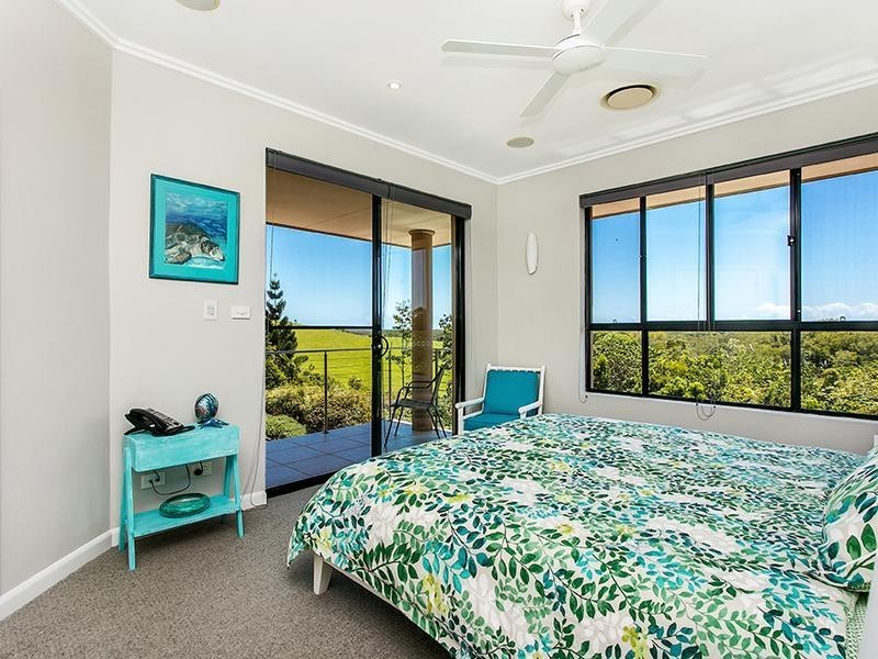 60 Bay Vista Lane, Ewingsdale NSW 2481