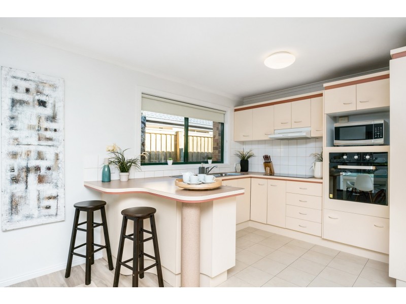 30 Bottlebrush Crescent, Suffolk Park NSW 2481