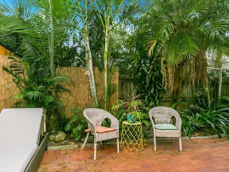 2/7-9 Hazelwood Close, Suffolk Park NSW 2481