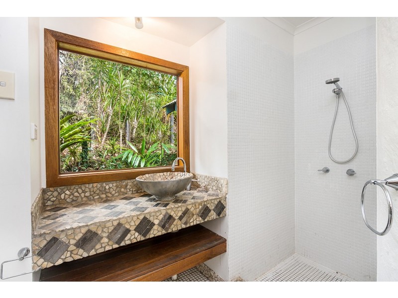 9 Angus Place, Ewingsdale NSW 2481