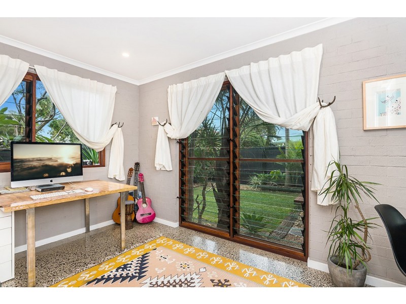 2a Clifford Street, Suffolk Park NSW 2481