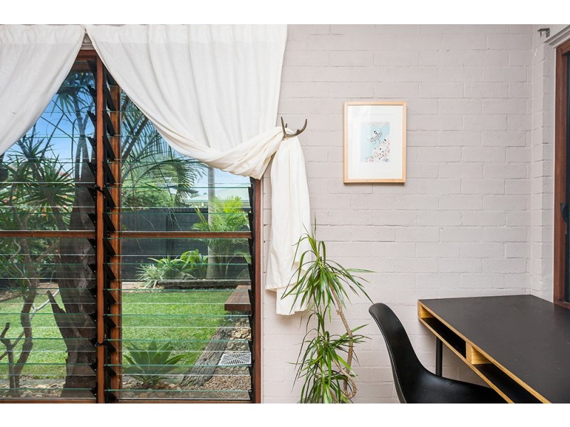 2a Clifford Street, Suffolk Park NSW 2481