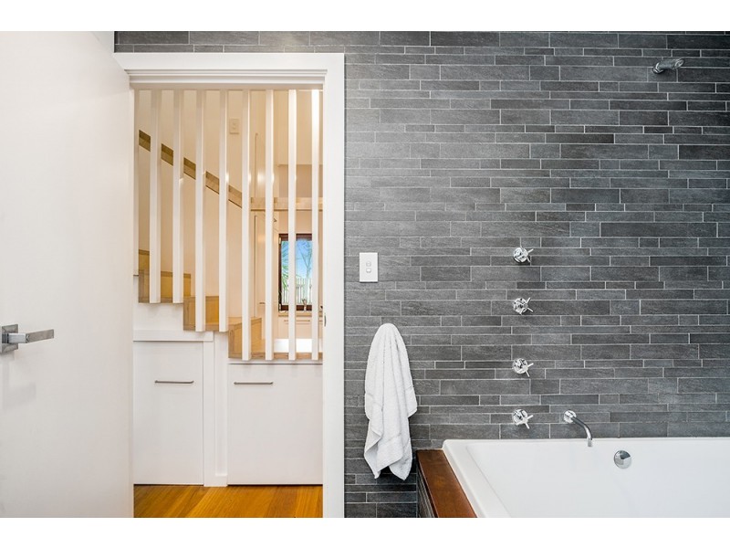 2a Clifford Street, Suffolk Park NSW 2481