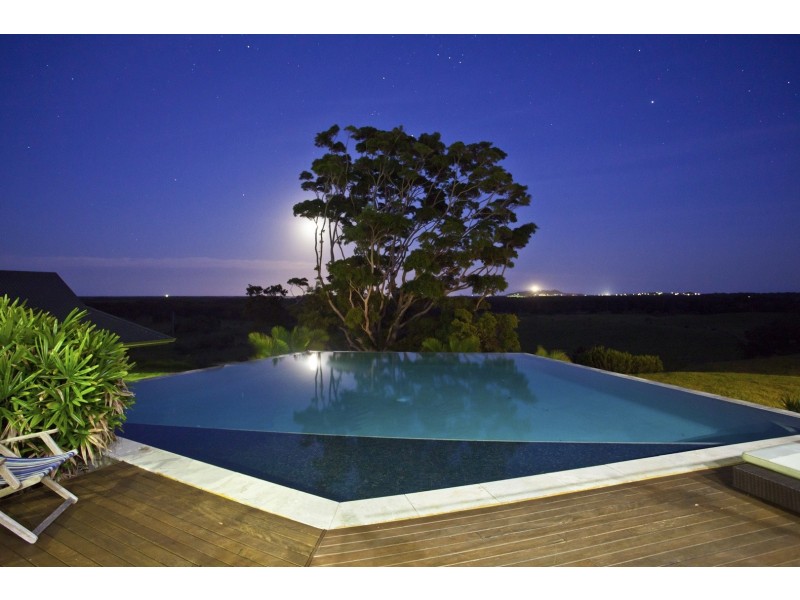 13 Cape Vista Drive, Ewingsdale NSW 2481