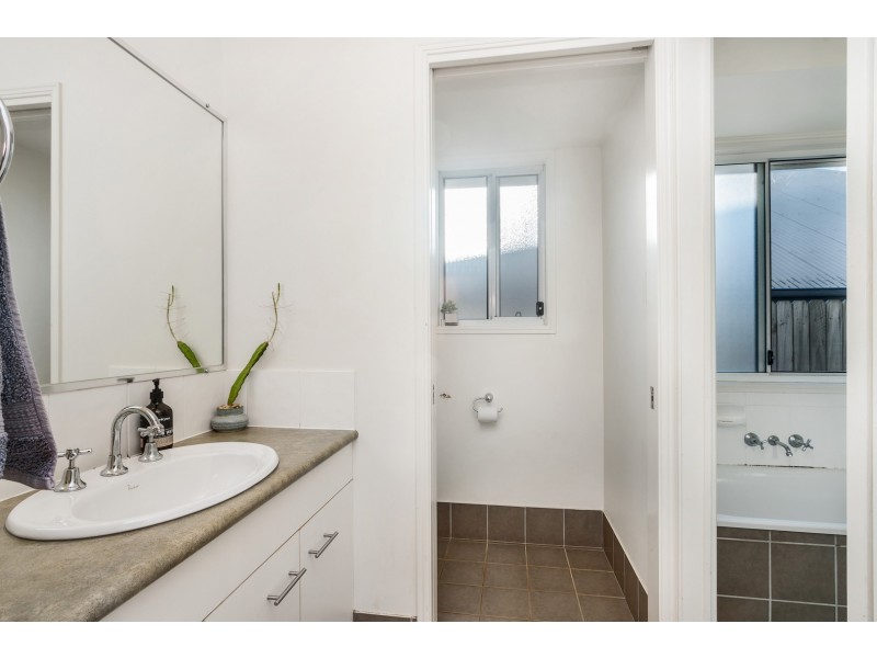 18 Blackwood Crescent, Bangalow NSW 2479