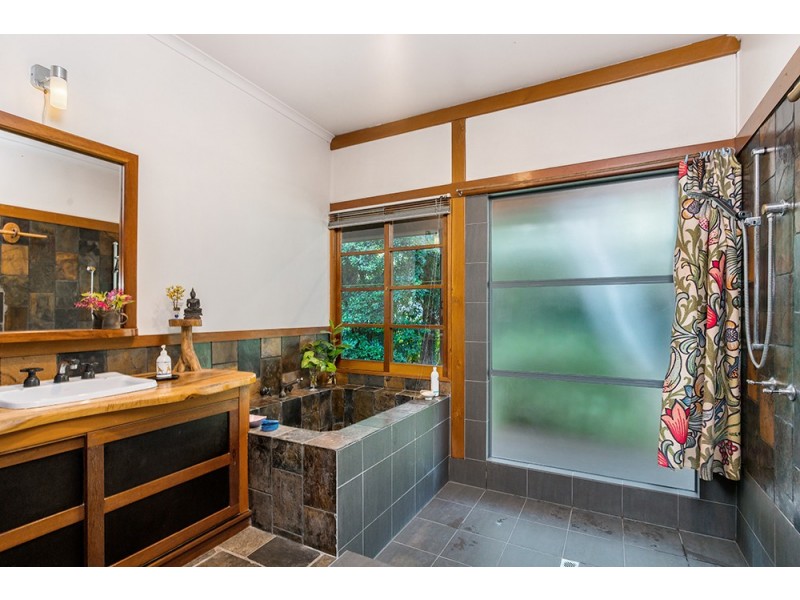 22 Brookview Court, Ewingsdale NSW 2481