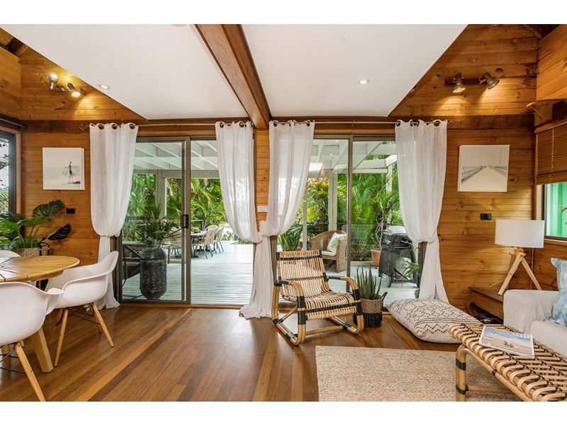 6 Giaour Street, Byron Bay NSW 2481