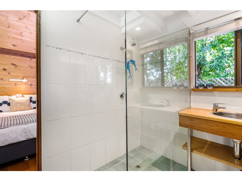 6 Giaour Street, Byron Bay NSW 2481