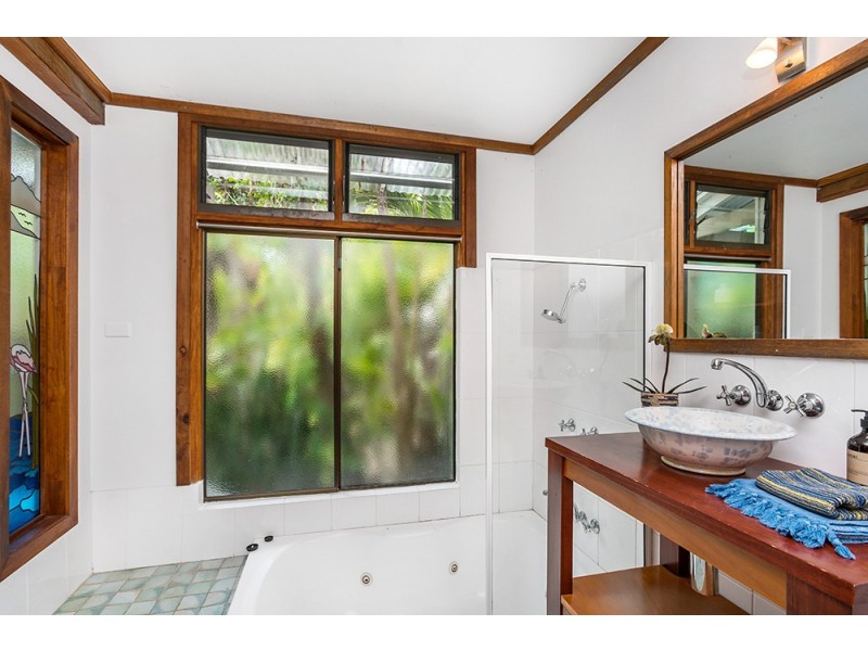 6 Giaour Street, Byron Bay NSW 2481