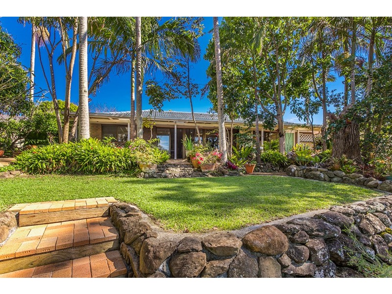 6 Barkala Court, Ocean Shores NSW 2483